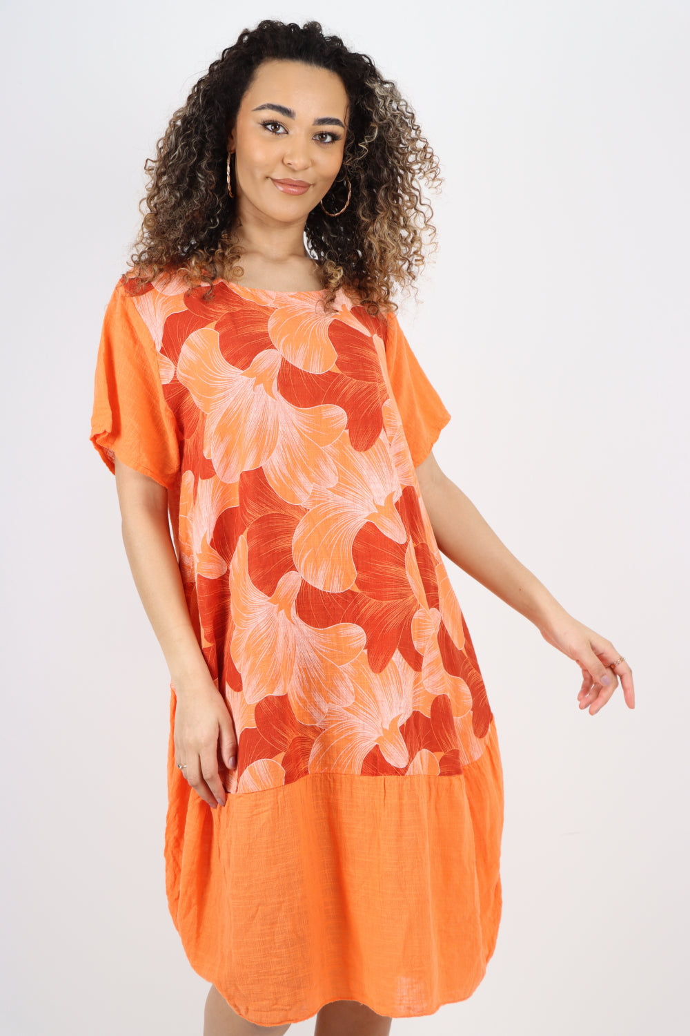 Tulip Print Short Sleeve Round Neck Midi Dress - Lashra Fashion