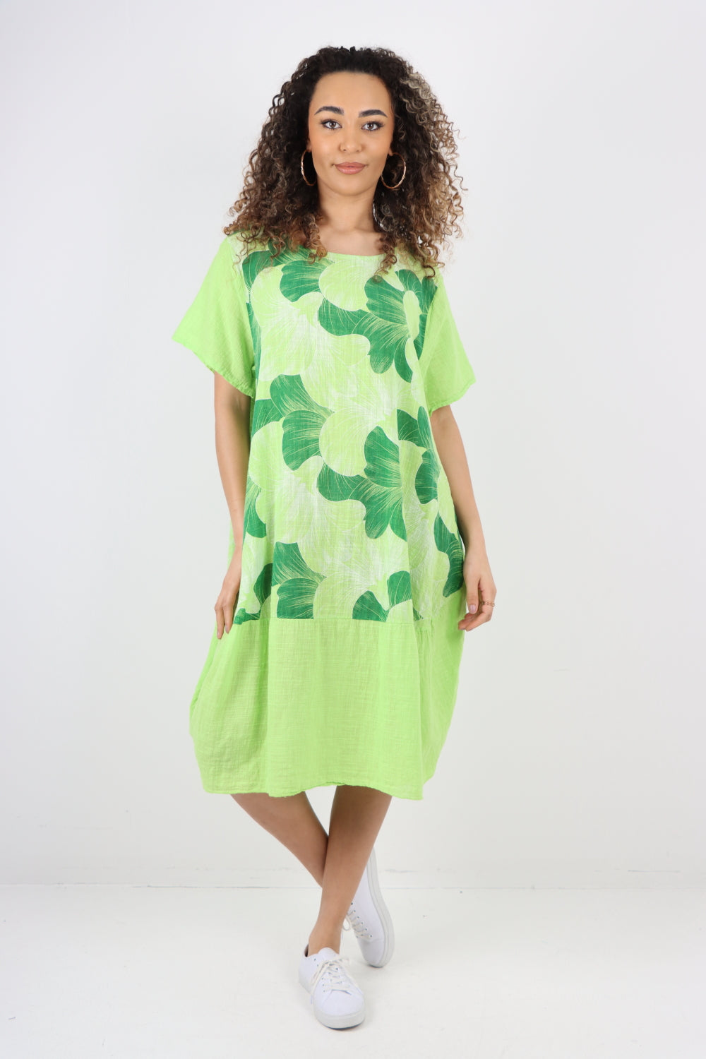 Tulip Print Short Sleeve Round Neck Midi Dress - Lashra Fashion