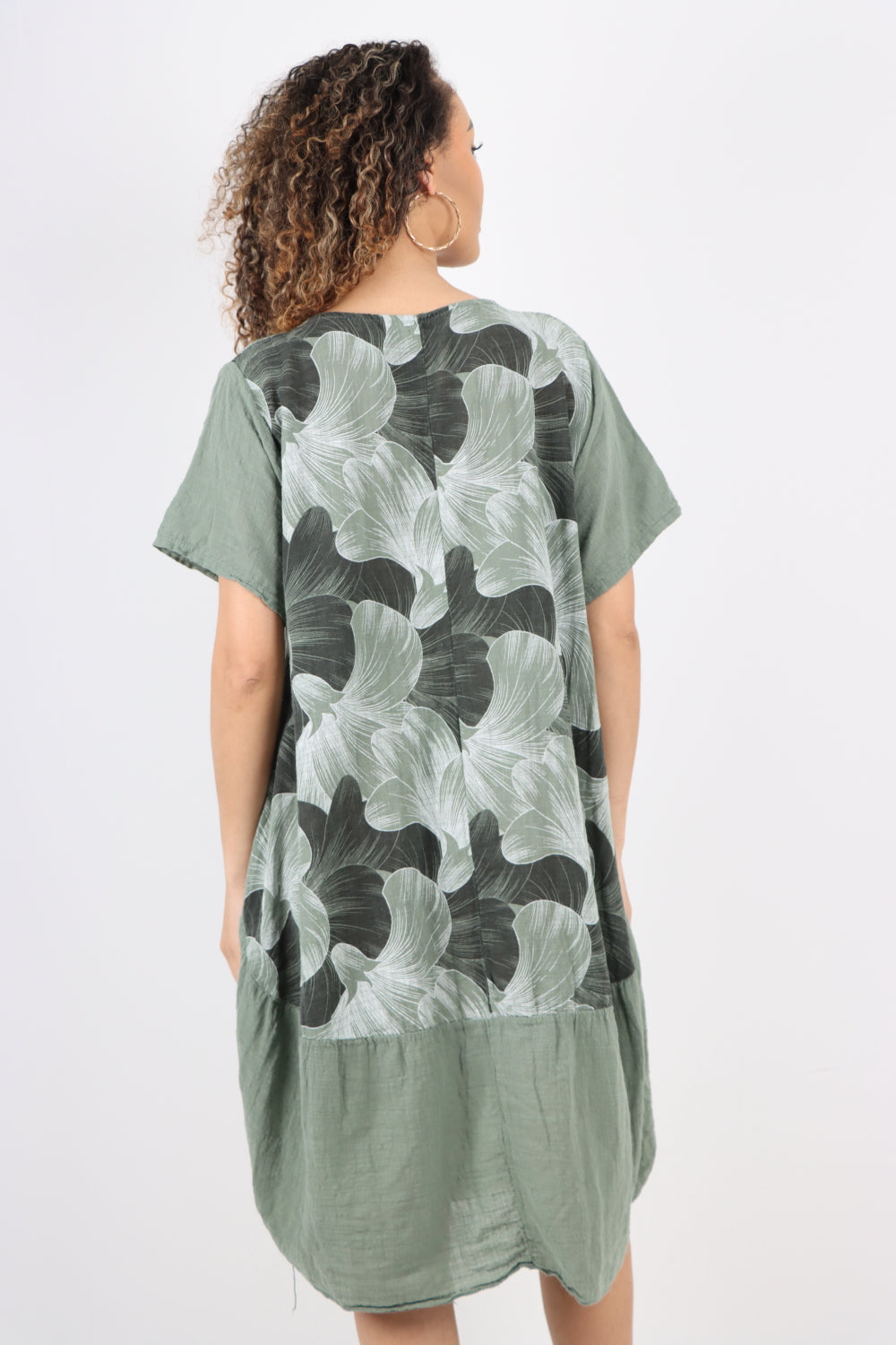 Tulip Print Short Sleeve Round Neck Midi Dress - Lashra Fashion