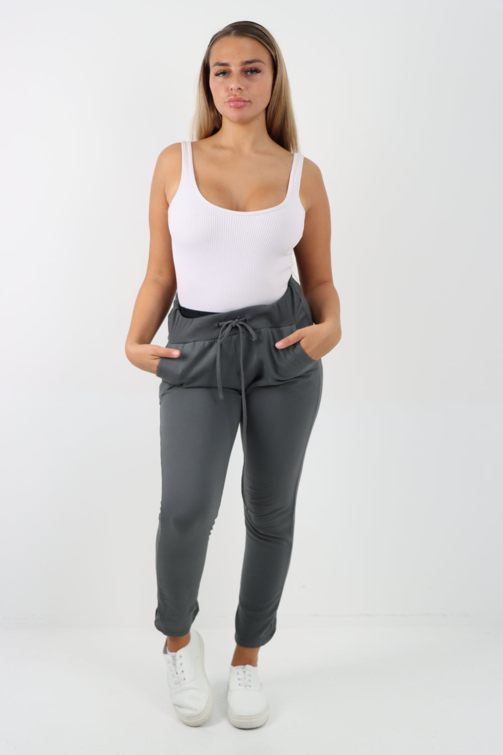 Plain Basic Magic Joggers